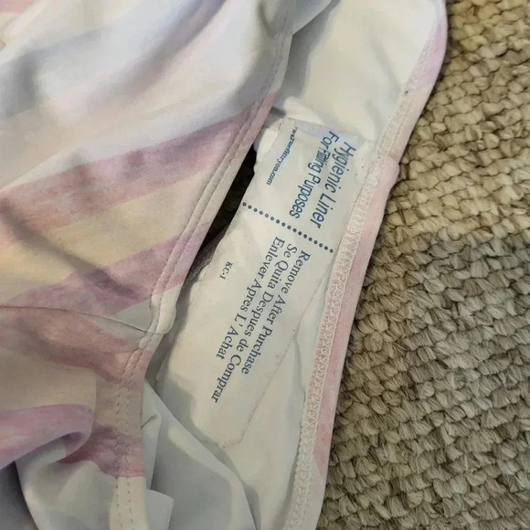 Splendid Heather Ombre Striped V-Neck Medium Coverage One Piece Swimsuit(M)NWT - Picture 10 of 11